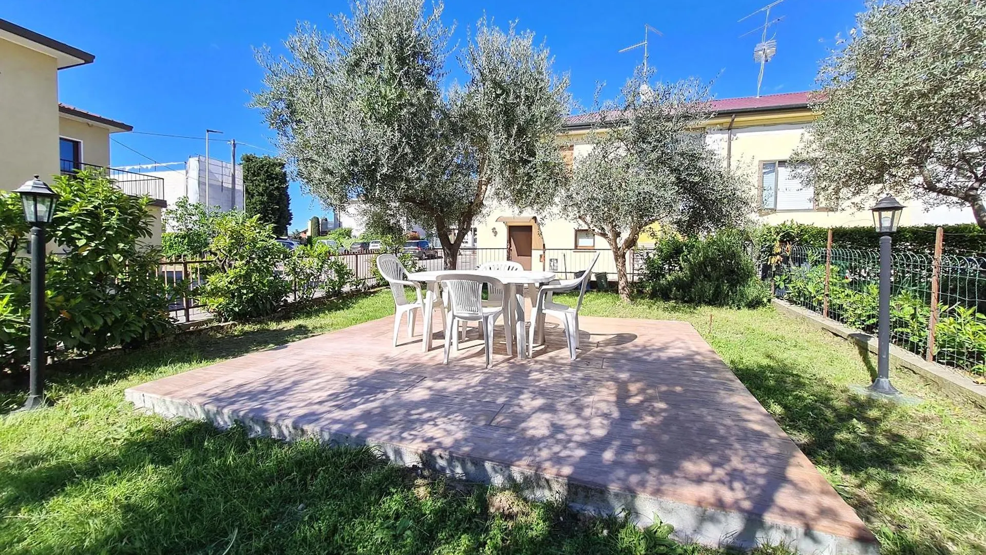 Appartamento Pederzoli Peschiera del Garda 0*,  Itálie